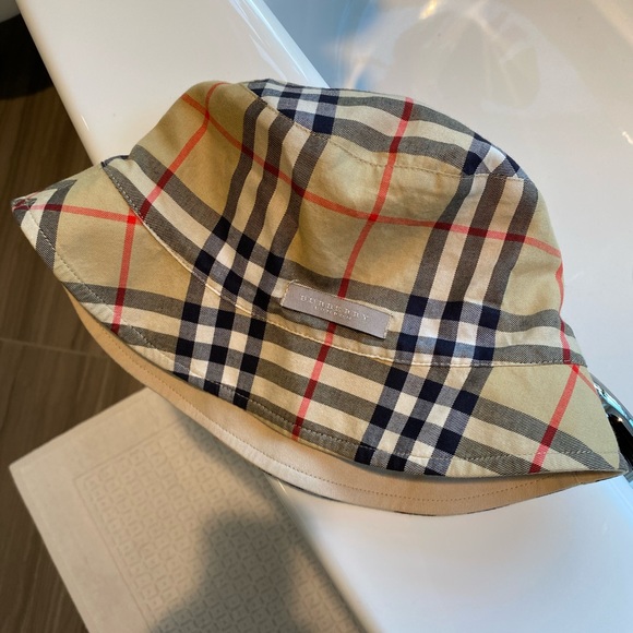 Vintage Burberry Bucket Hat - 💯 Authentic! - Picture 6 of 7